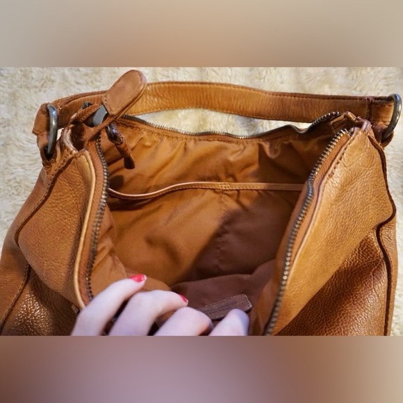 Real Italian Leather Medium Brown Hobo Bag - Picture 4 of 5